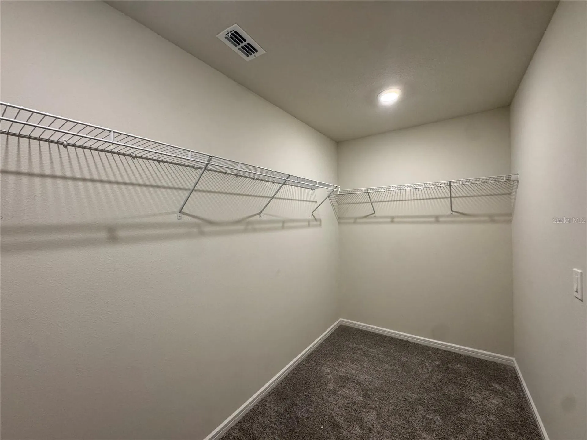 2102 Charming Avenue Davenport FL 33896