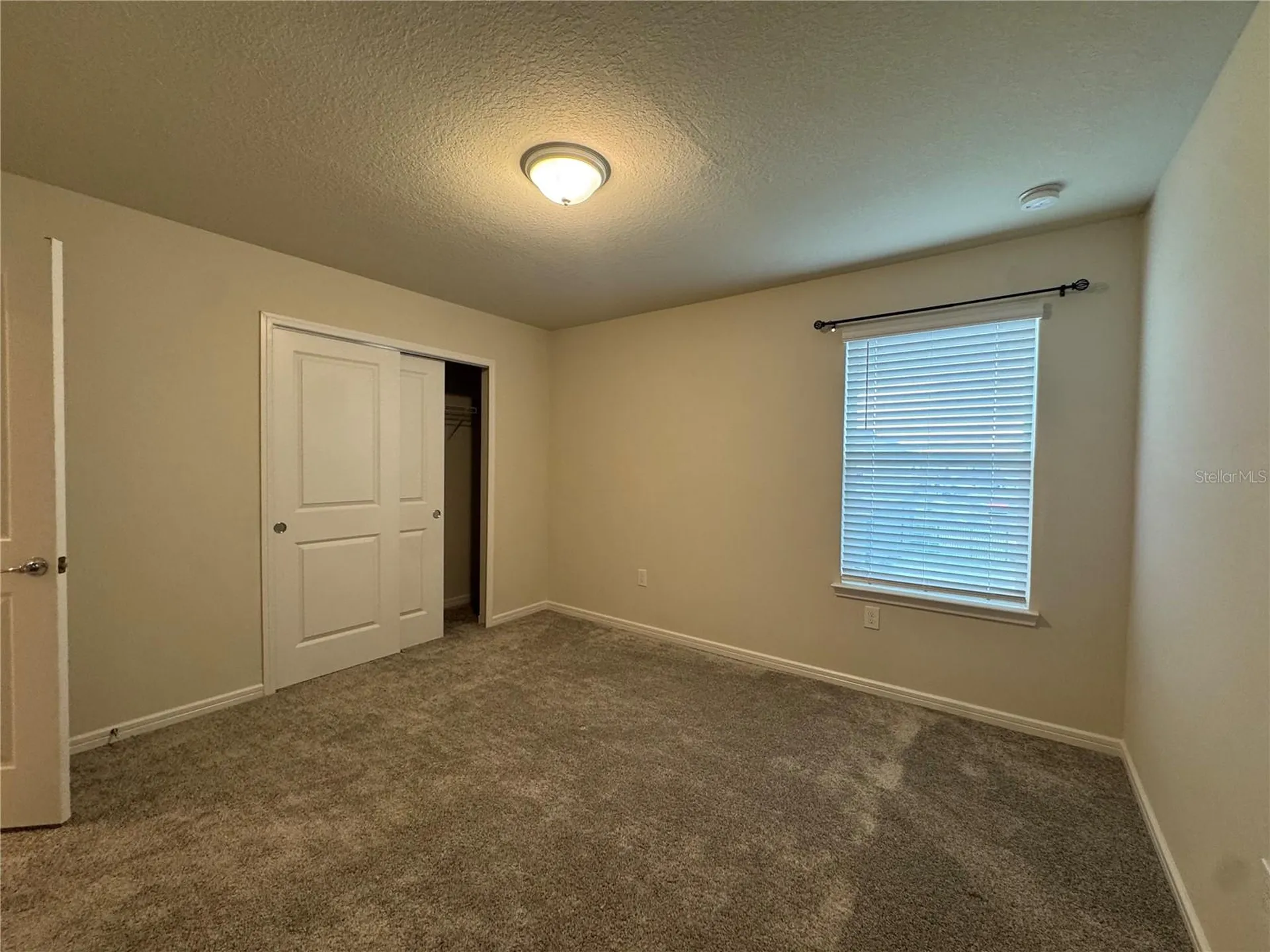 2102 Charming Avenue Davenport FL 33896