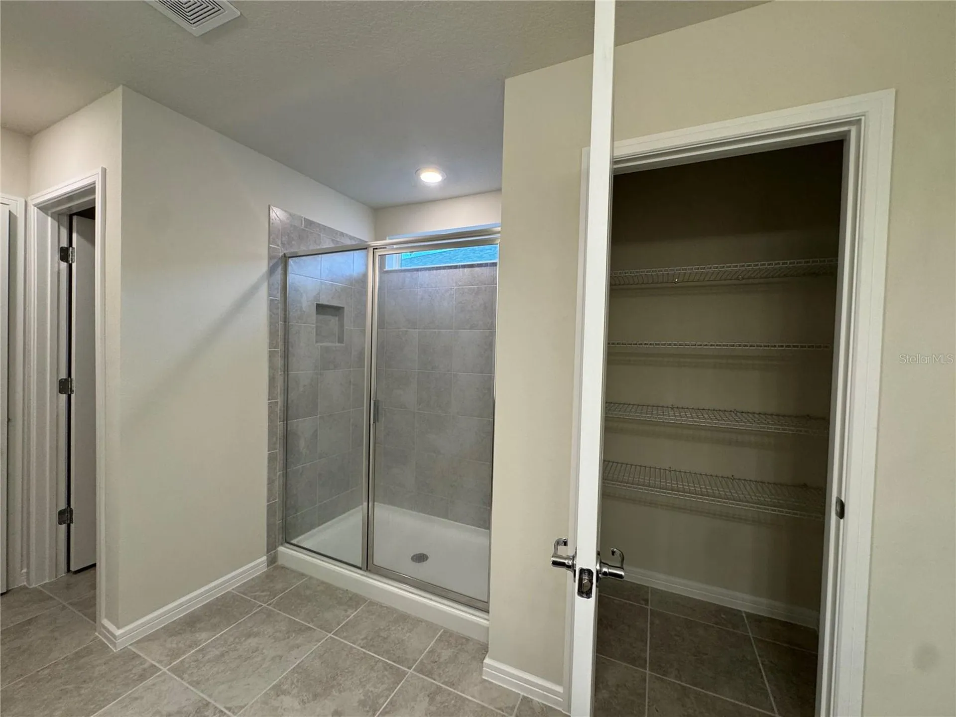 2102 Charming Avenue Davenport FL 33896