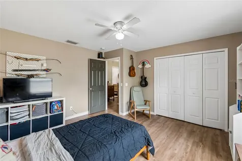 1925 Mustang Court St Cloud FL 34771