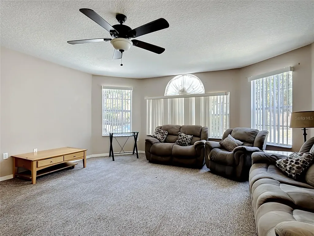 8716 Rain Forest Place Kissimmee FL 34747