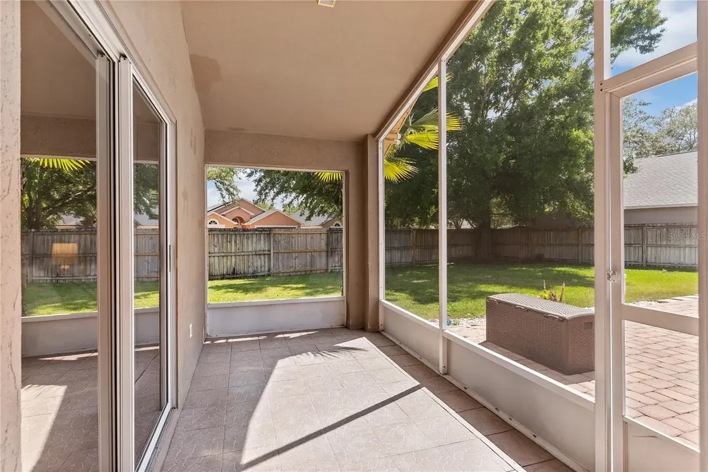 18944 Twinberry Drive Tampa FL 33647