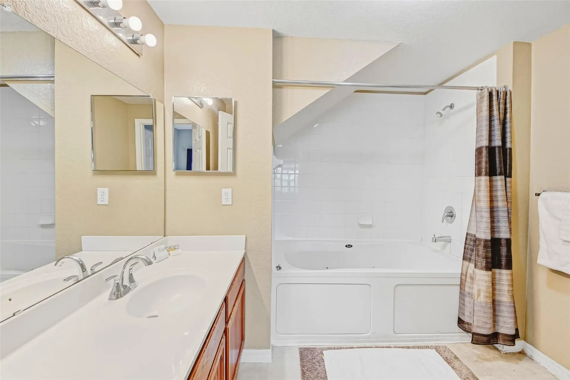2610 Lodi Circle Kissimmee FL 34746