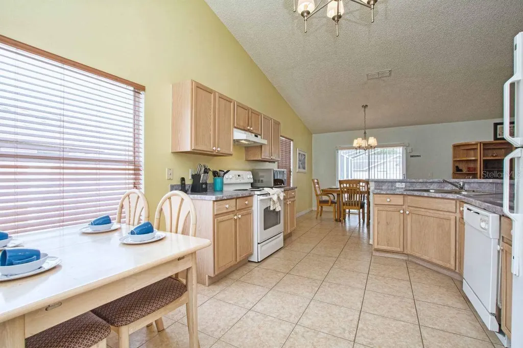 1529 Indian Oaks Trail Kissimmee FL 34747