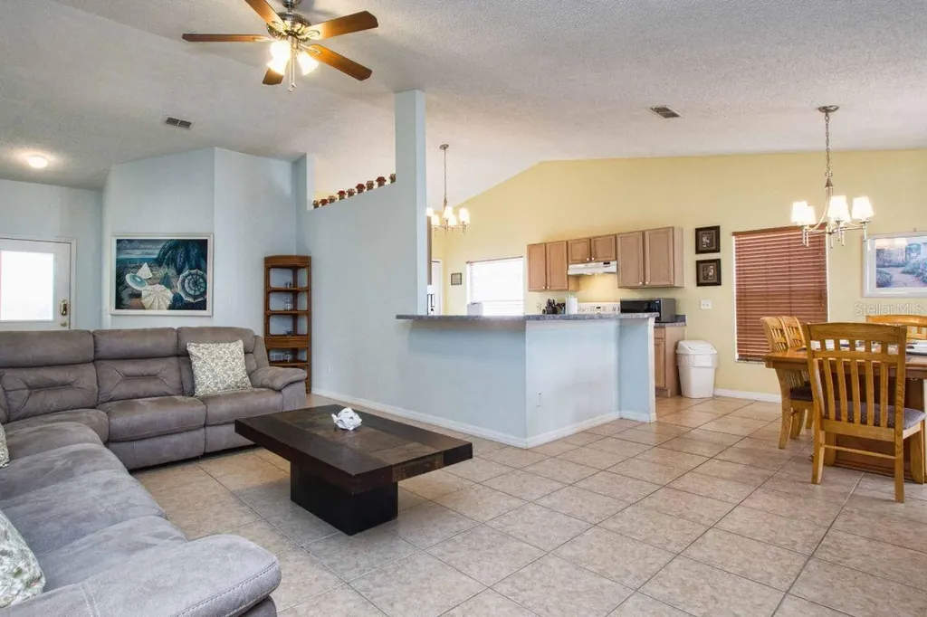 1529 Indian Oaks Trail Kissimmee FL 34747
