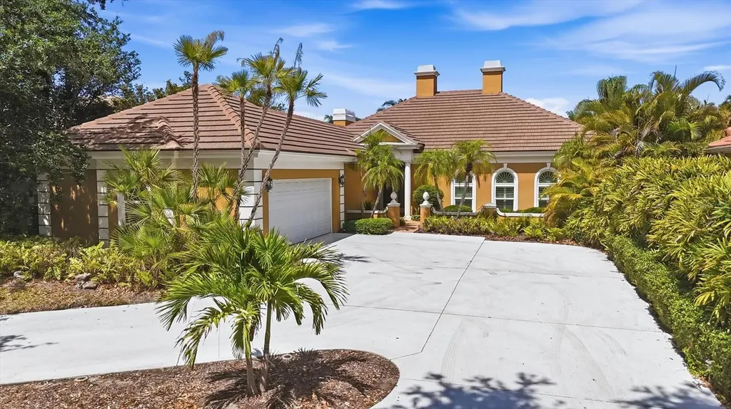 84 Cayman Isles Boulevard Englewood FL 34223
