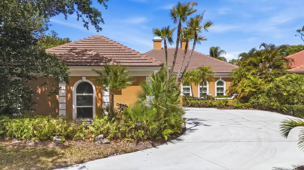 84 Cayman Isles Boulevard Englewood FL 34223