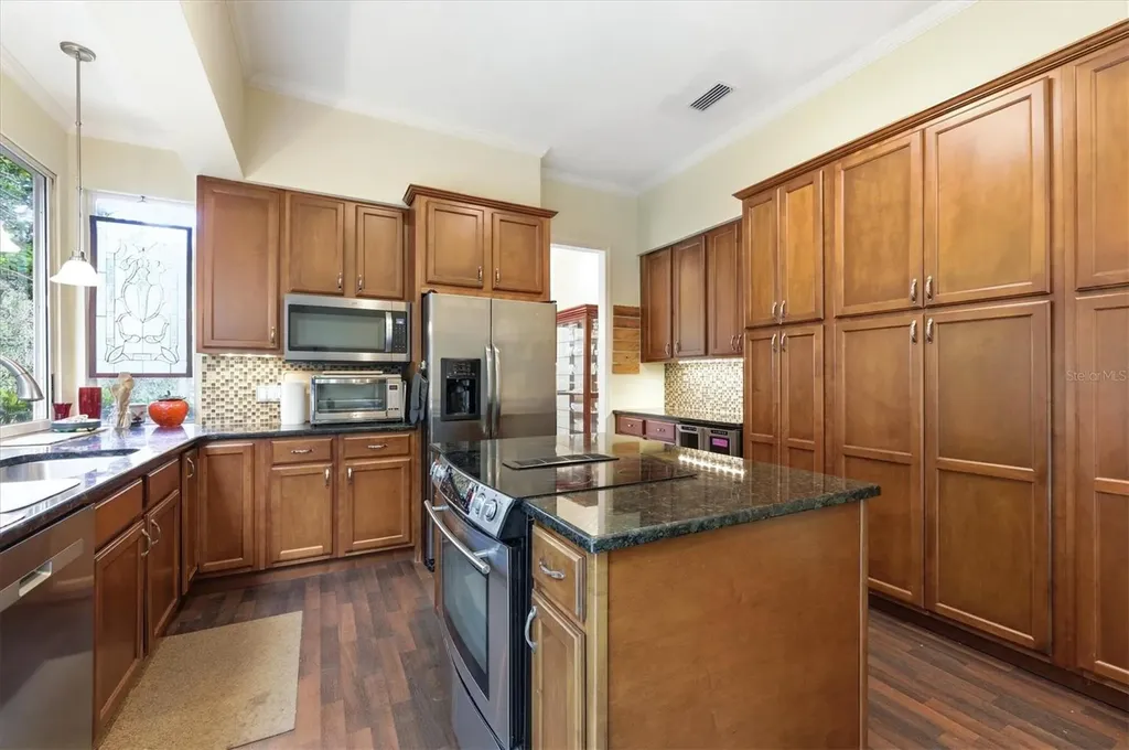 84 Cayman Isles Boulevard Englewood FL 34223