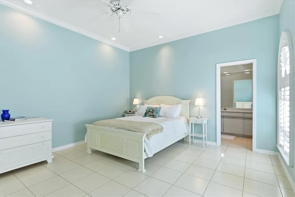 84 Cayman Isles Boulevard Englewood FL 34223