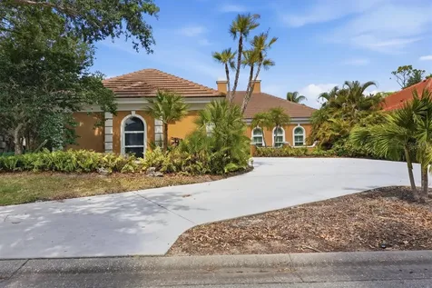 84 Cayman Isles Boulevard Englewood FL 34223