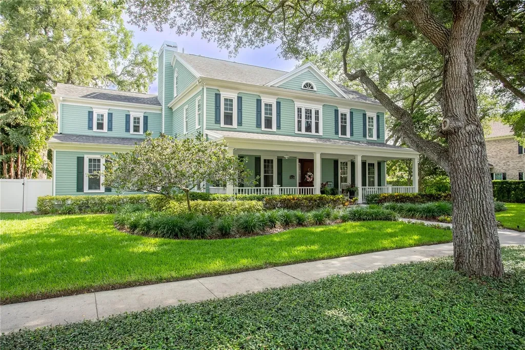 3126 W Oaklyn Avenue Tampa FL 33609