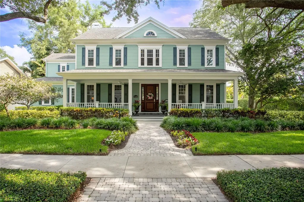 3126 W Oaklyn Avenue Tampa FL 33609