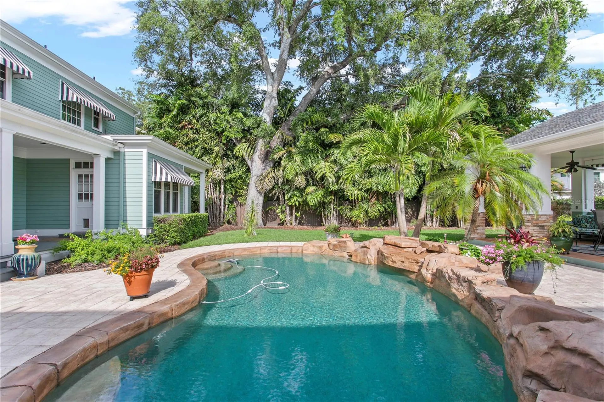 3126 W Oaklyn Avenue Tampa FL 33609