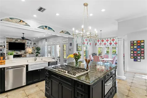 3126 W Oaklyn Avenue Tampa FL 33609