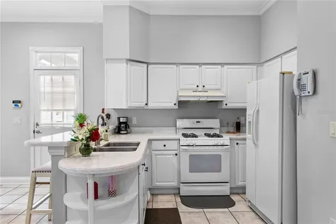3126 W Oaklyn Avenue Tampa FL 33609