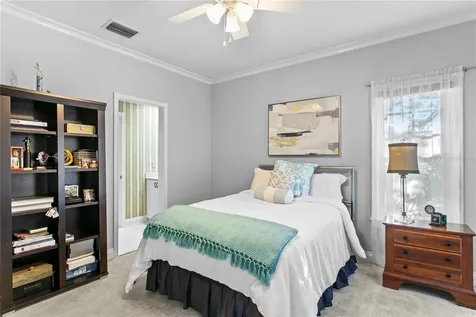 3126 W Oaklyn Avenue Tampa FL 33609