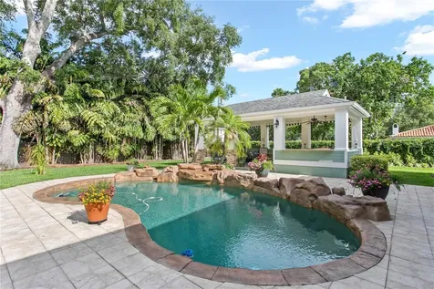 3126 W Oaklyn Avenue Tampa FL 33609