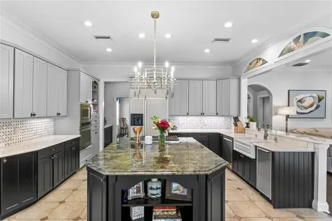 3126 W Oaklyn Avenue Tampa FL 33609