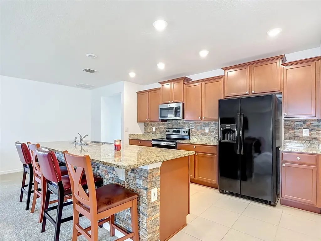 417 Blue Lake Circle Kissimmee FL 34758