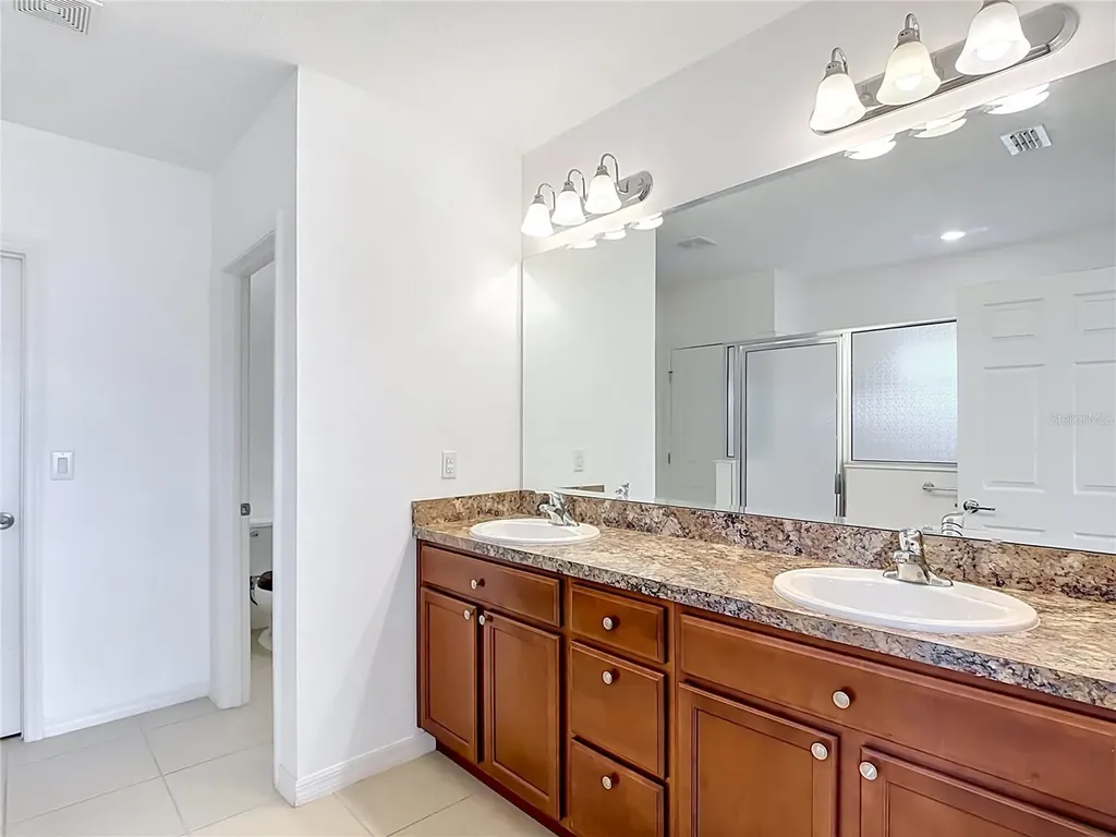417 Blue Lake Circle Kissimmee FL 34758