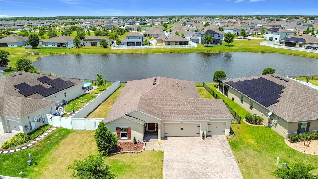 417 Blue Lake Circle Kissimmee FL 34758