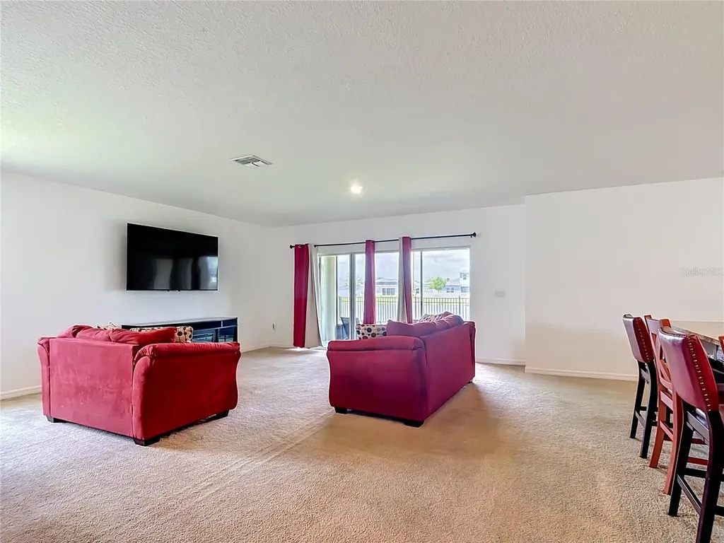 417 Blue Lake Circle Kissimmee FL 34758