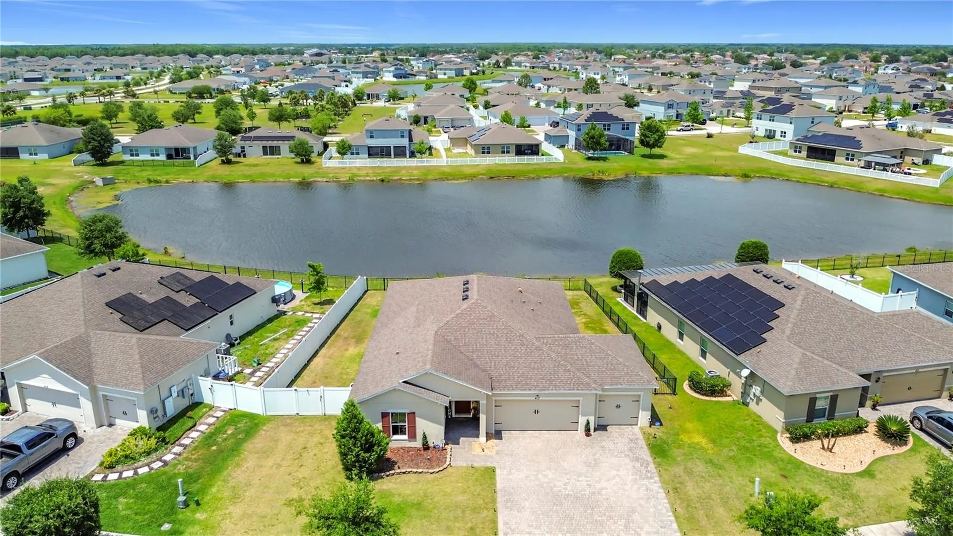 417 Blue Lake Circle Kissimmee FL 34758