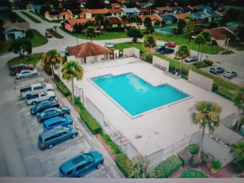 1198 Calanda Avenue Orlando FL 32807