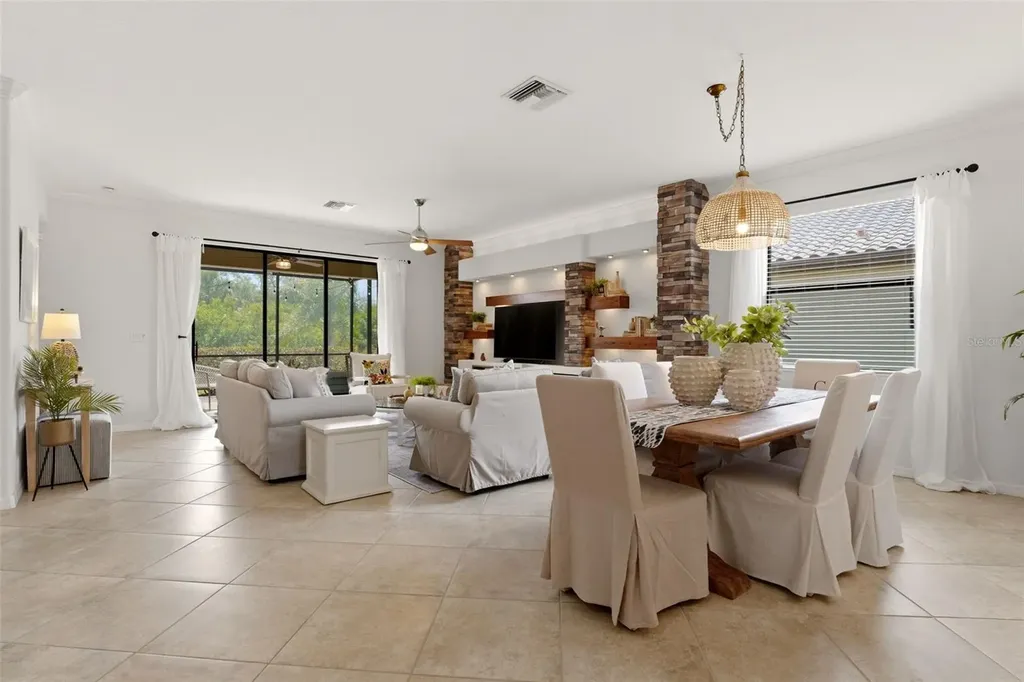 178 Wandering Wetlands Circle Bradenton FL 34212