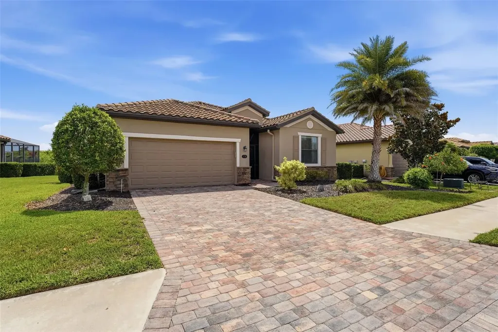 178 Wandering Wetlands Circle Bradenton FL 34212