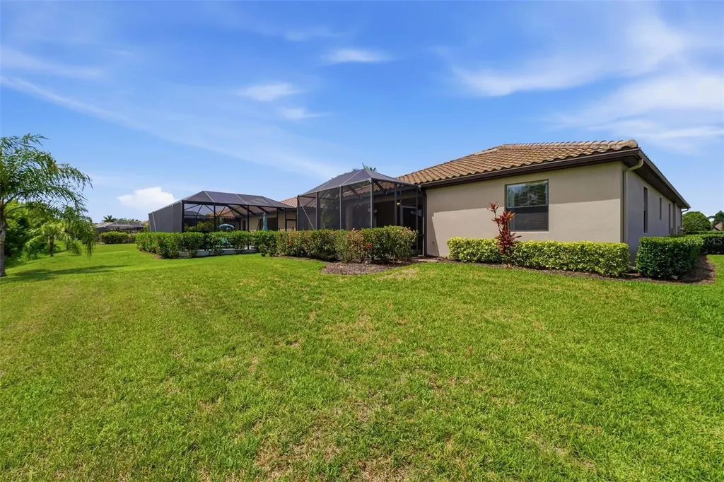 178 Wandering Wetlands Circle Bradenton FL 34212