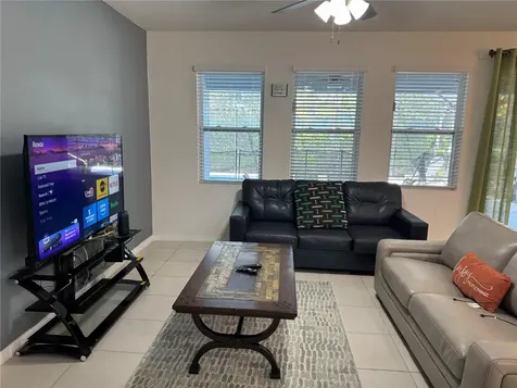 5231 Wildwood Way Davenport FL 33837
