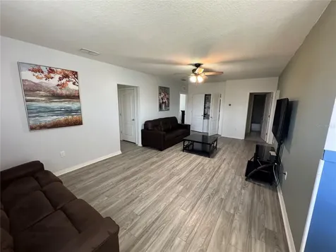 5231 Wildwood Way Davenport FL 33837