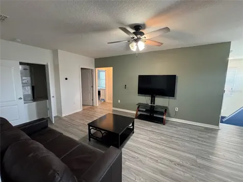 5231 Wildwood Way Davenport FL 33837