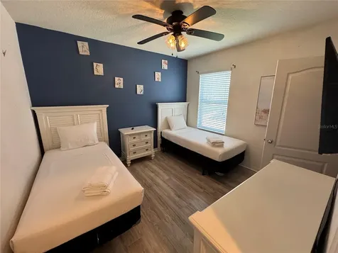 5231 Wildwood Way Davenport FL 33837