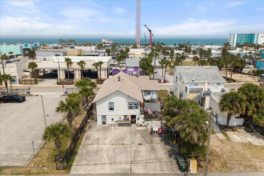16 S Grandview Avenue Daytona Beach FL 32118