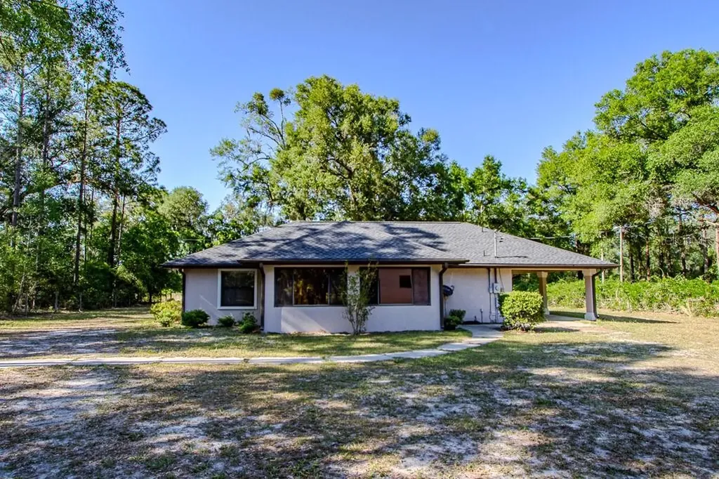 4002 SW County Road 18 Fort White FL 32038