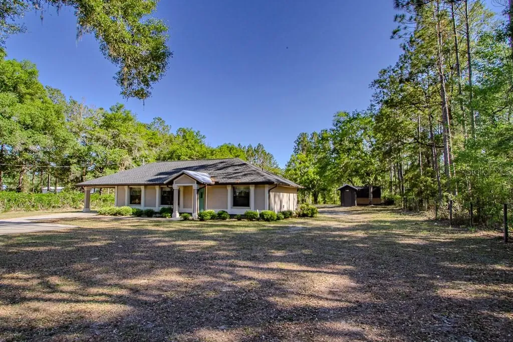 4002 SW County Road 18 Fort White FL 32038