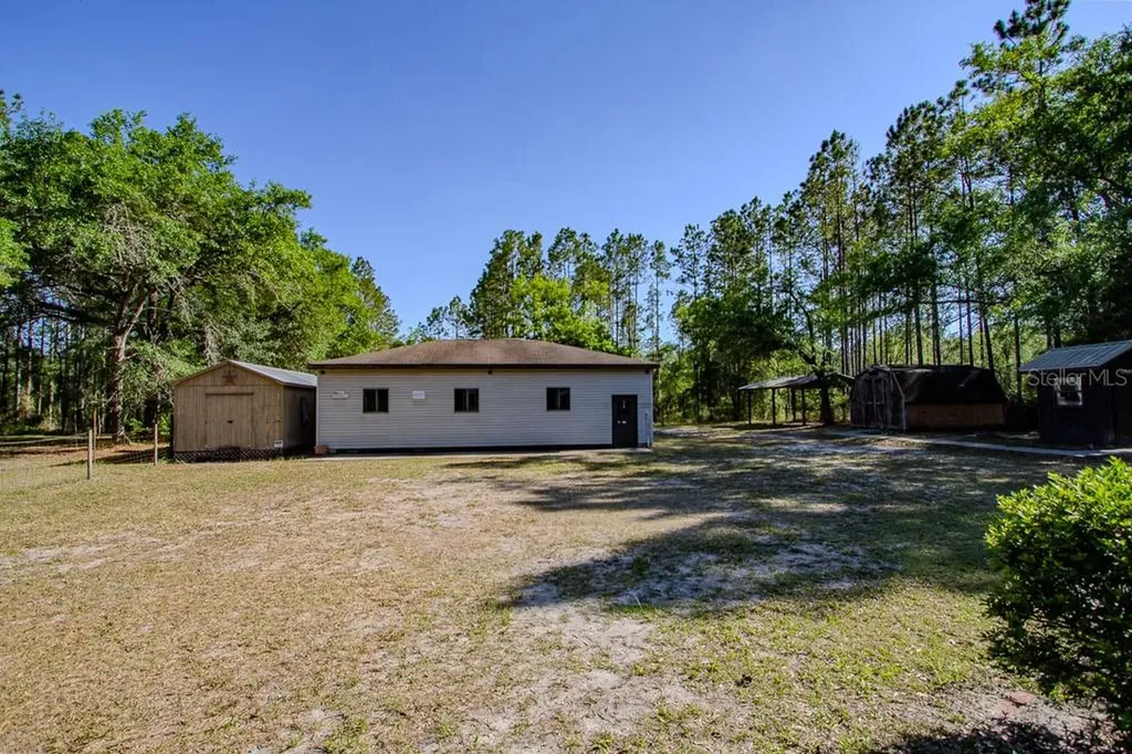 4002 SW County Road 18 Fort White FL 32038