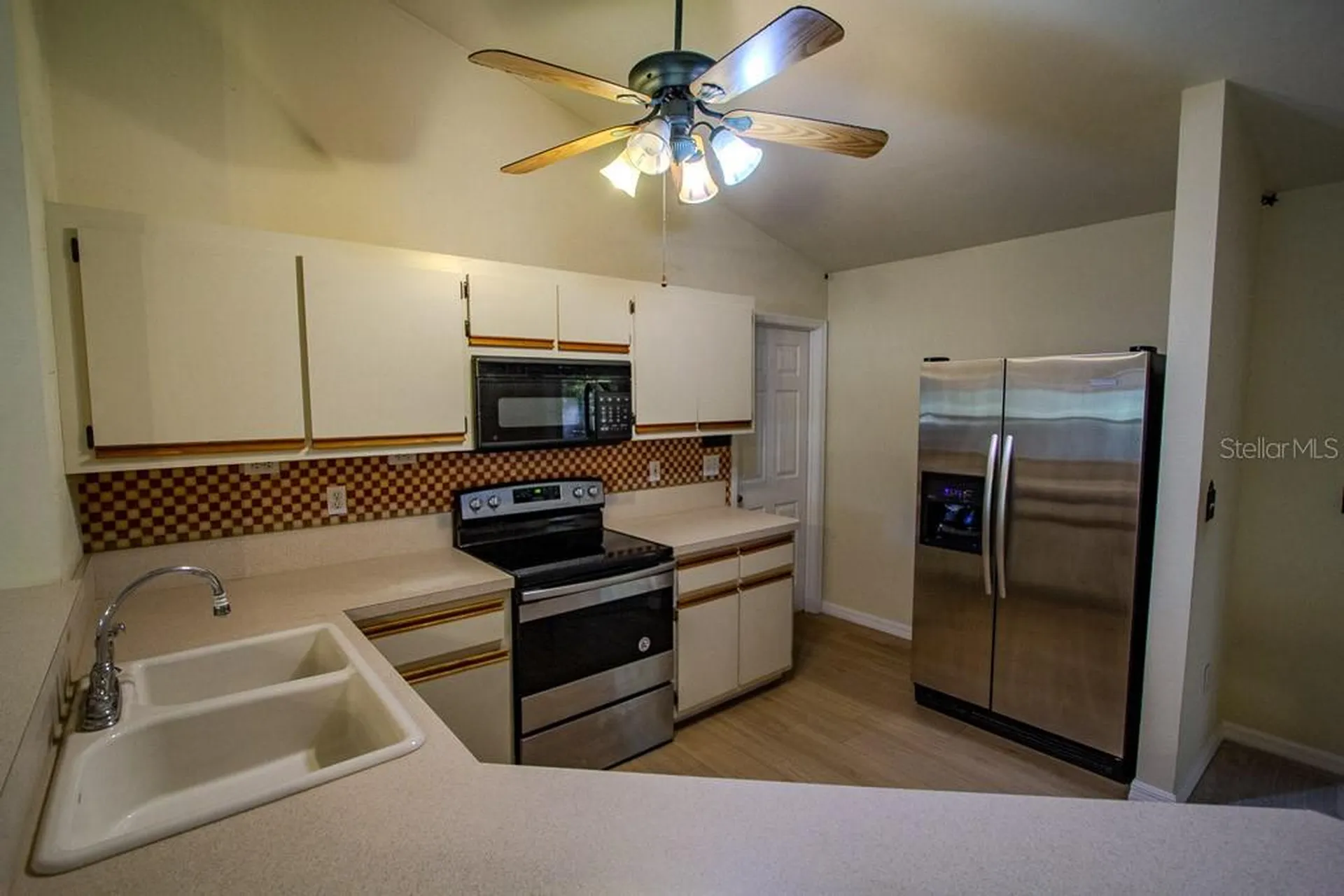 4002 SW County Road 18 Fort White FL 32038