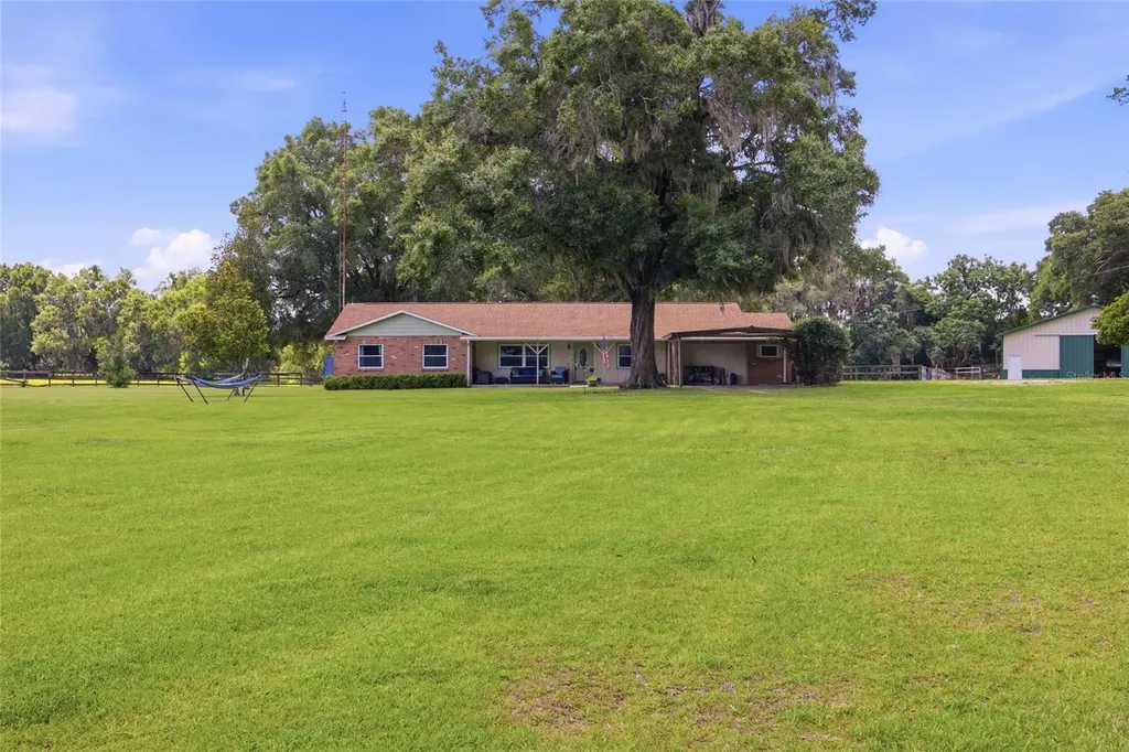 13551 NE 14th Avenue Citra FL 32113