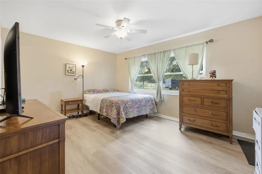 13551 NE 14th Avenue Citra FL 32113