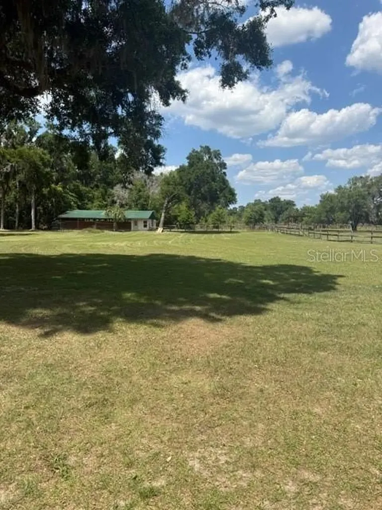 13551 NE 14th Avenue Citra FL 32113