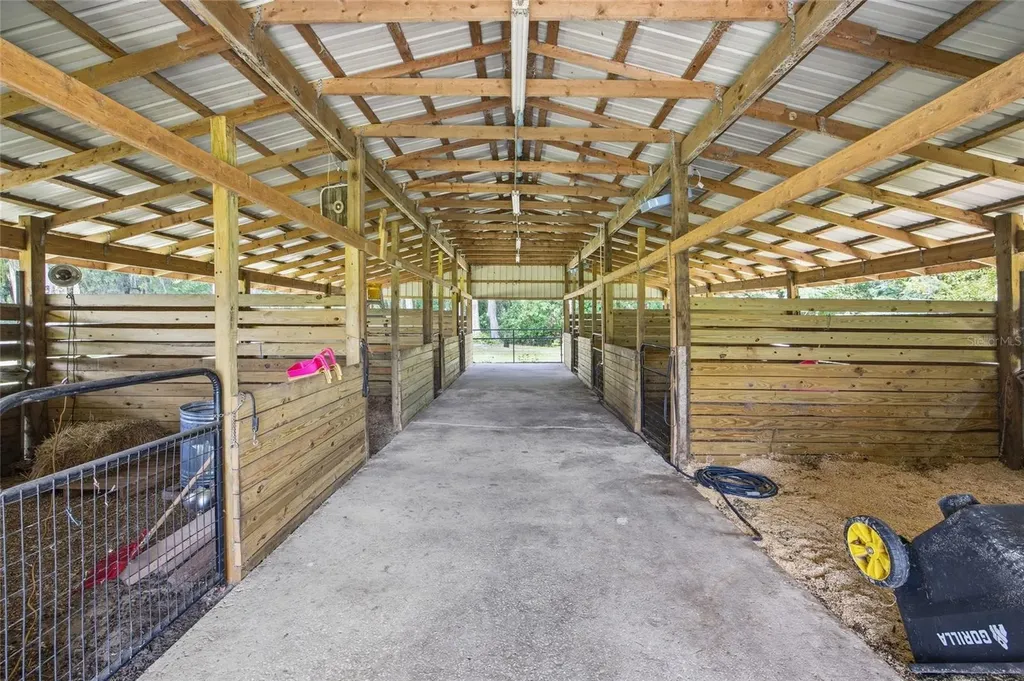 13551 NE 14th Avenue Citra FL 32113
