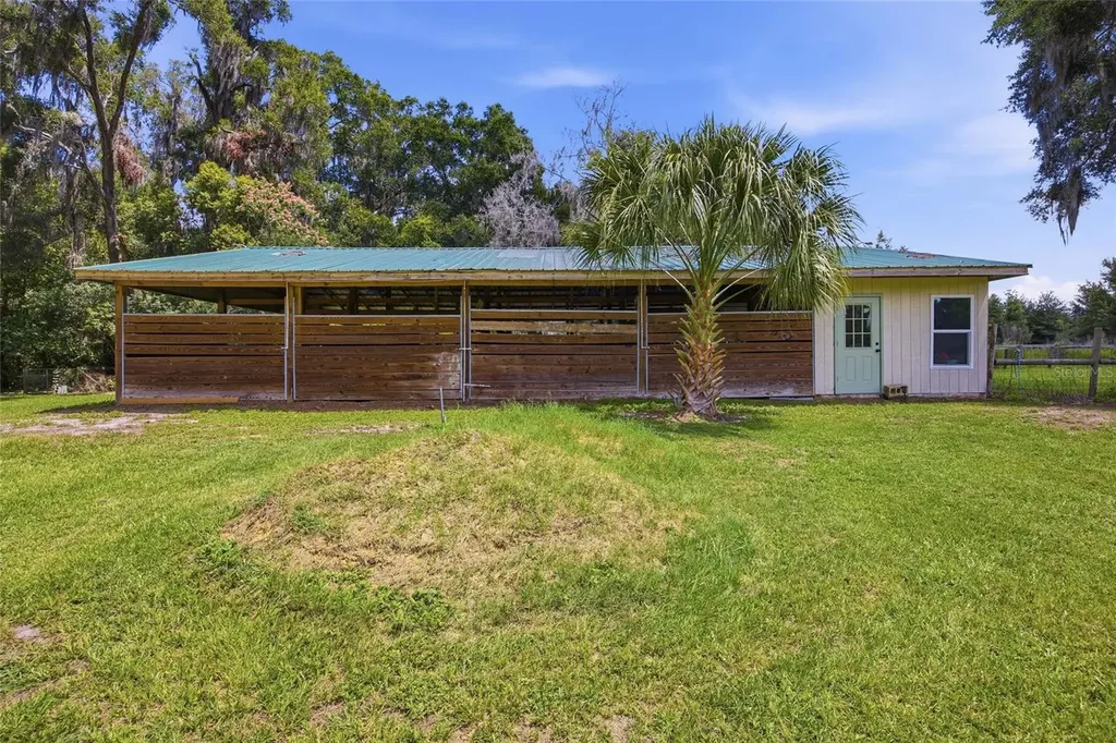 13551 NE 14th Avenue Citra FL 32113