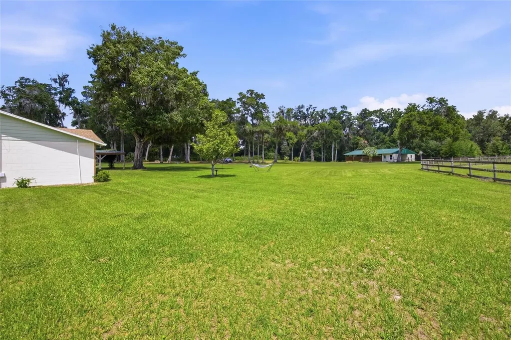 13551 NE 14th Avenue Citra FL 32113