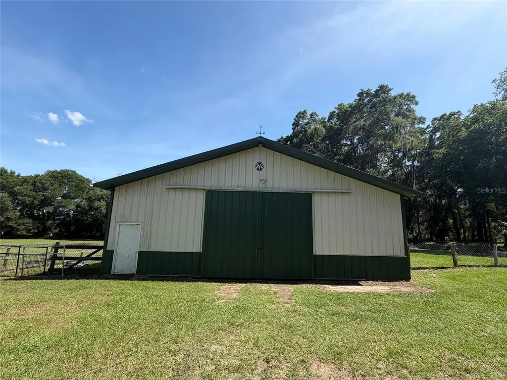 13551 NE 14th Avenue Citra FL 32113