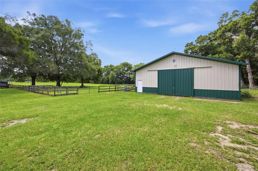 13551 NE 14th Avenue Citra FL 32113