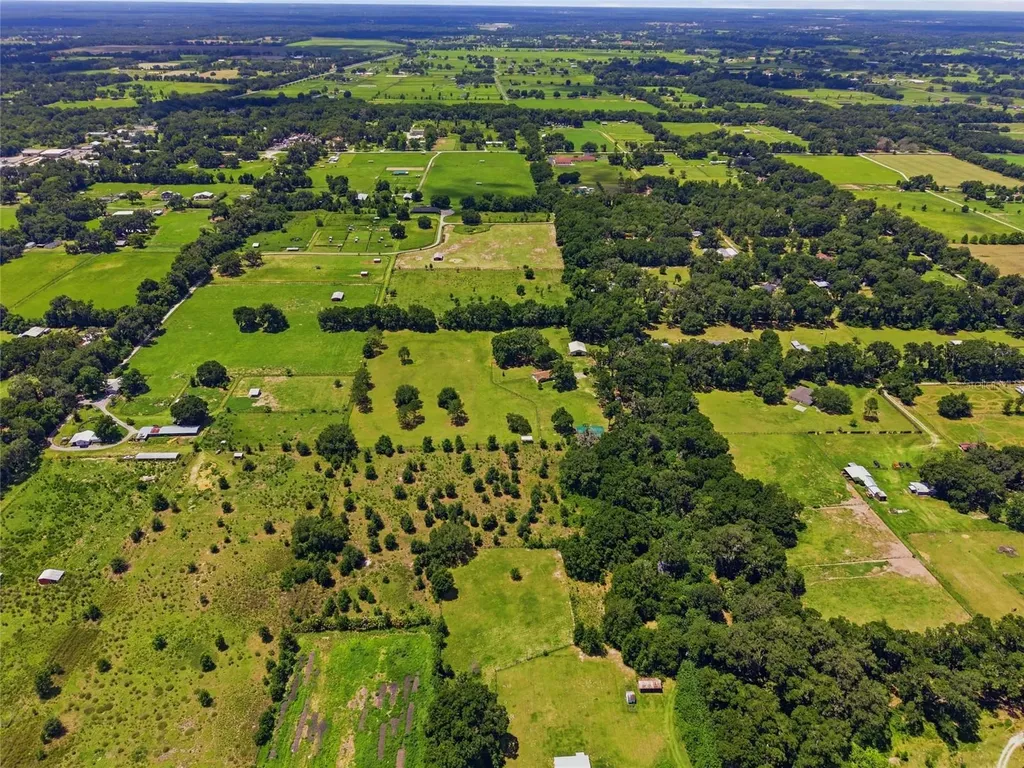 13551 NE 14th Avenue Citra FL 32113