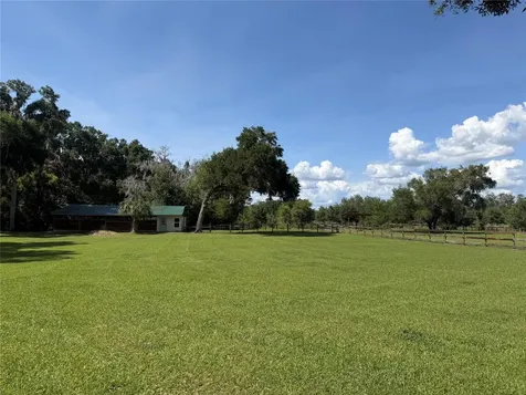 13551 NE 14th Avenue Citra FL 32113